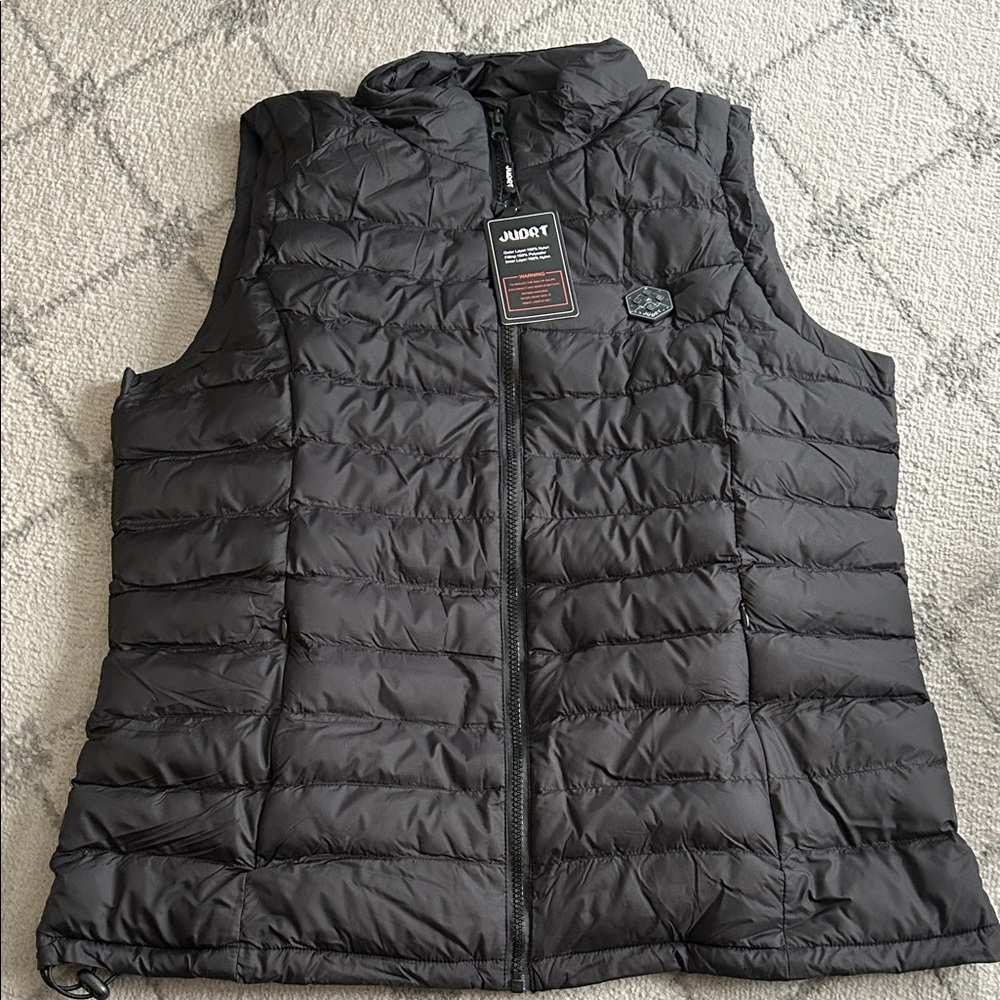 JUDRT Black Puffer Heated Vest